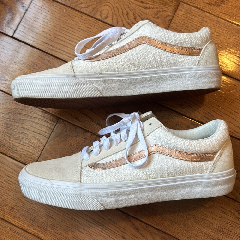 Vans Women's Old Skool Cream Sneaker with Rose Gold Stripe - Picture 7 of 13